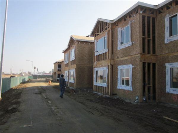 Kendrea Place Apartments 1050 Kendrea Place, Bakersfield, CA 93250