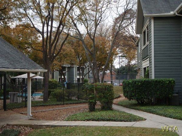 Bandera Road at Eckhert Road Apartments Bandera Rd, San Antonio, TX