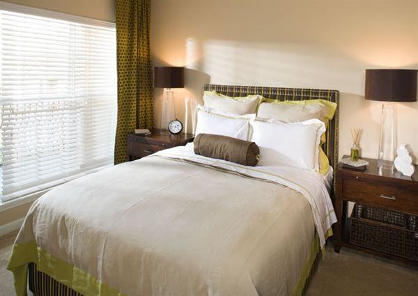 Lenox Mall, Prestigious Buckhead Area,, Access to Best Dining, Shopping