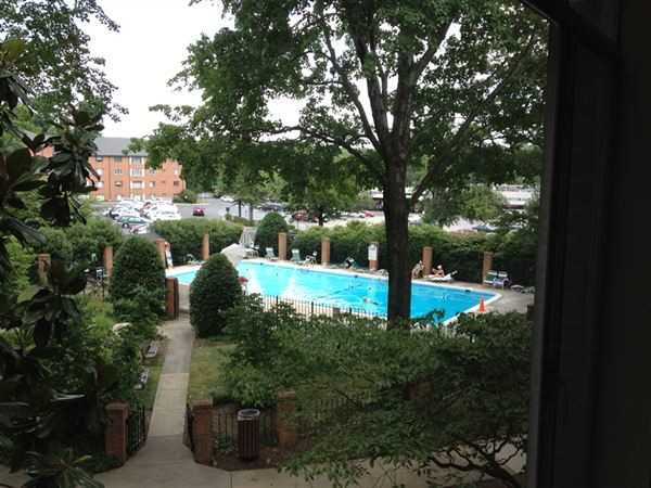 Kenwood Place Condominiums Apartments in Bethesda, MD 20816 Zumper