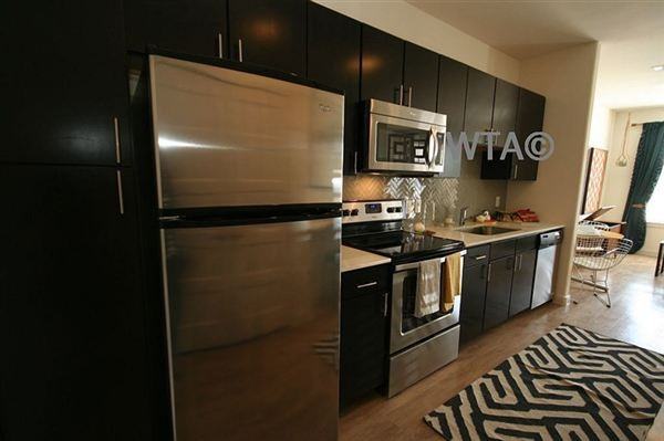 Manor Road & Airport Blvd Apartments Airport Blvd, Austin, TX 78722