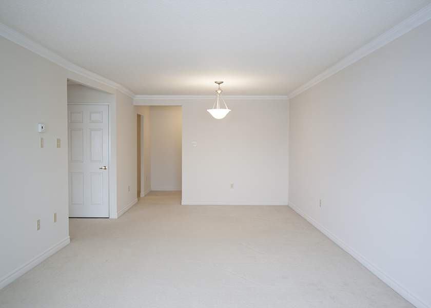 Country Hill Place Apartments 170 Country Hill Dr, Kitchener, ON N2E