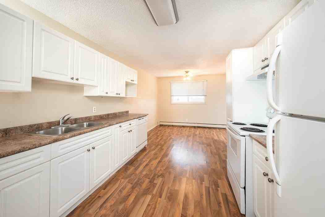 Pioneer Apartments 9909 101 St, Fort Saskatchewan, AB T8L 1V6 Zumper