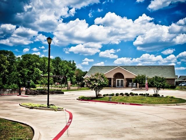 Villas of Seagoville Apartments 1000 E Malloy Bridge Rd, Seagoville