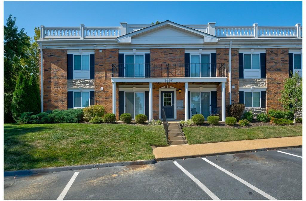 Heritage Estates Apartments 9196 Heritage Dr, Affton, MO 63123 Zumper