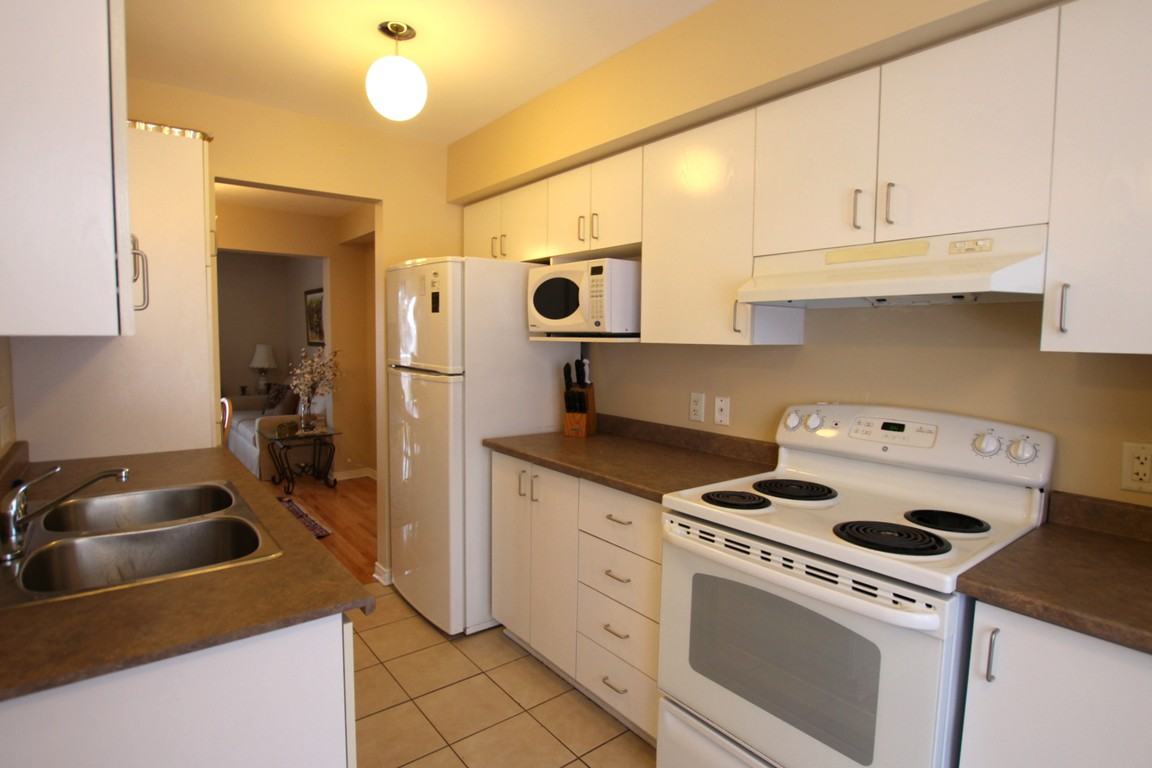 1823 Loranger Court Apartments in Orleans Village, Ottawa, ON K1C 7H7