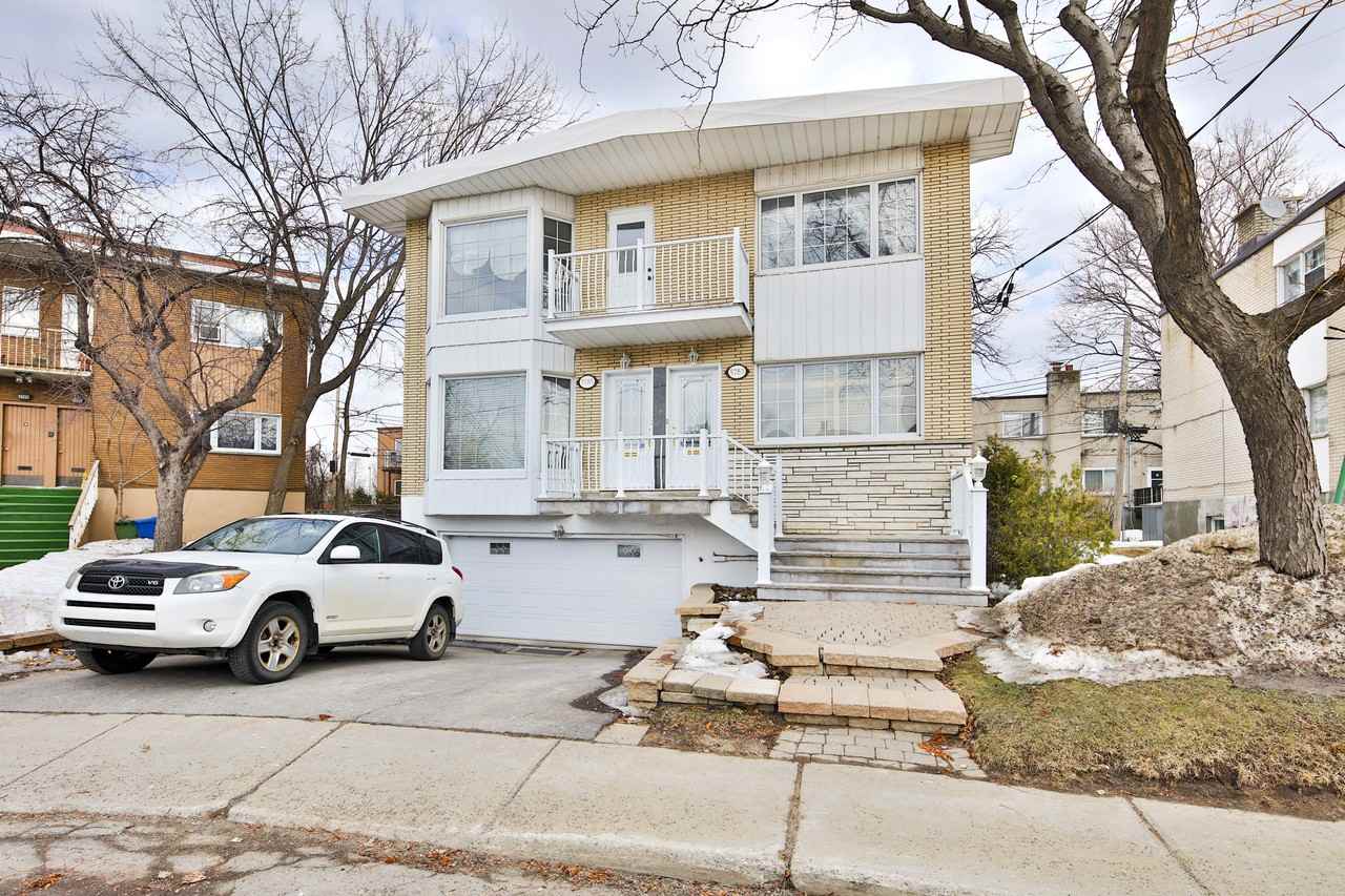 5785 Avenue Glenarden, Côte SaintLuc, QC H4W 2A5 4 Bedroom Apartment