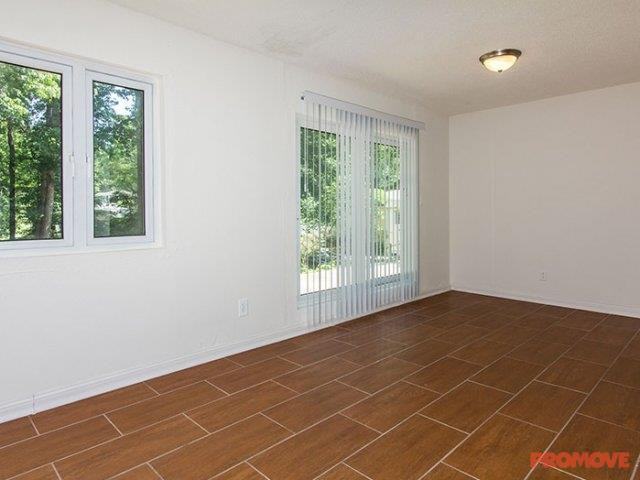 Villas De La Vista Townhomes Apartments 6055 S Norcross Tucker Rd