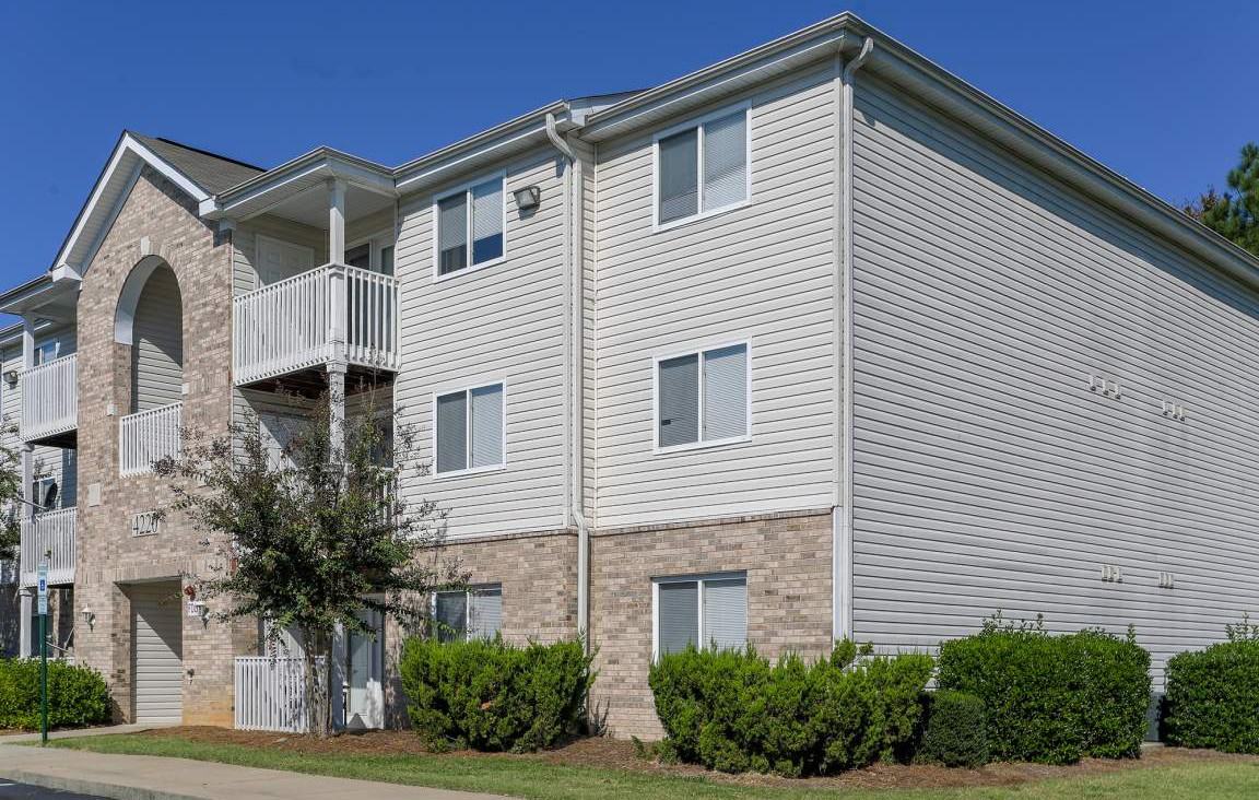 The Landings at Steele Creek Apartments 4250 Branch Bend Ln