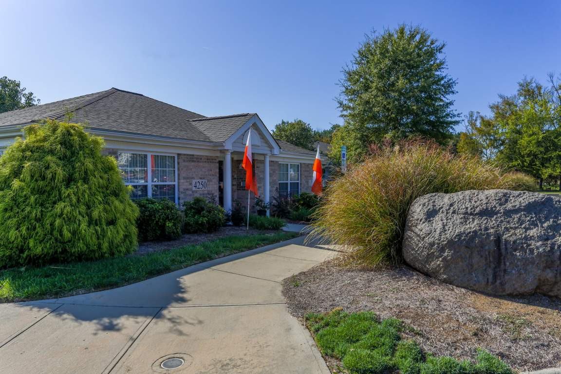 The Landings at Steele Creek Apartments 4250 Branch Bend Ln