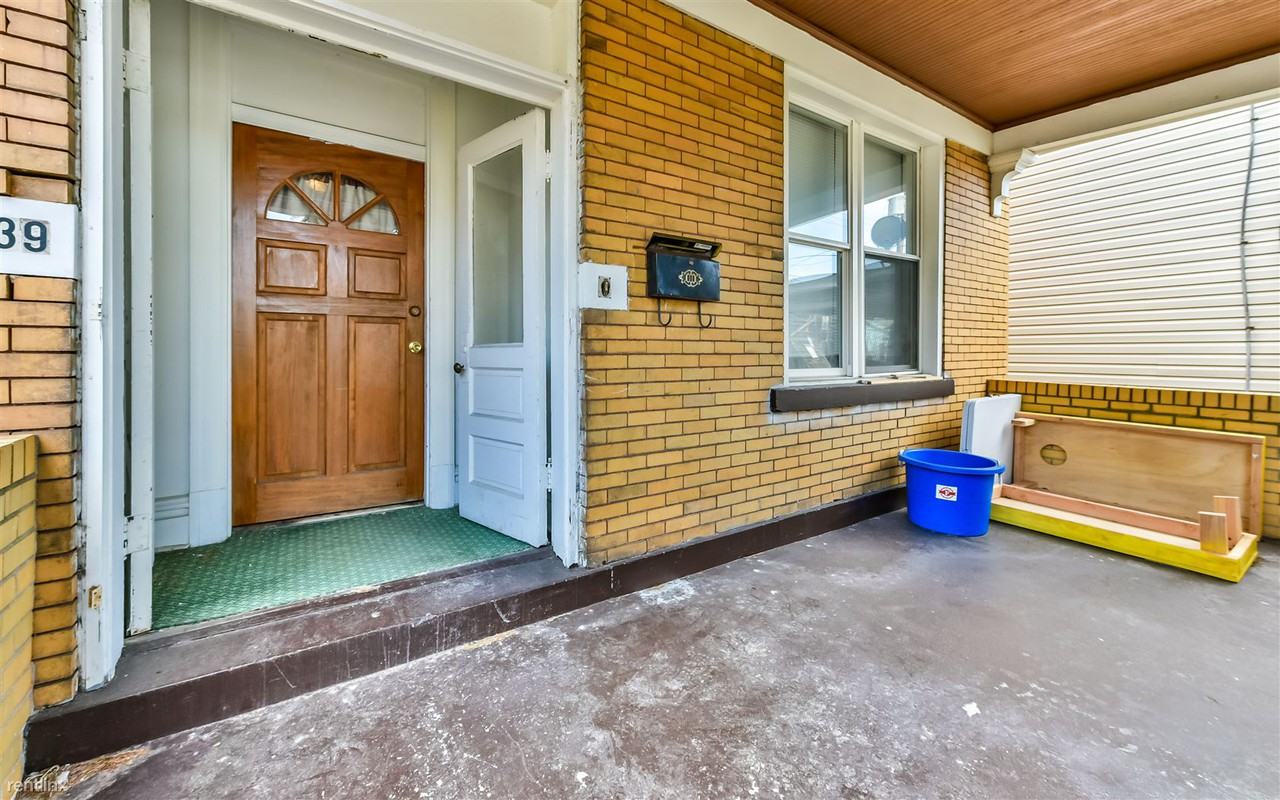 139 Plymouth St Apartments in Duquesne Heights, Pittsburgh, PA 15211