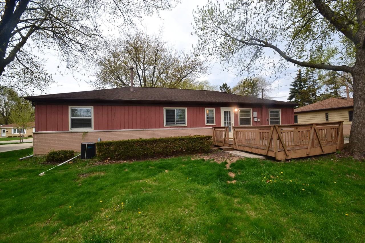 765 Cochise St, Hoffman Estates, IL 60169 4 Bedroom House for Rent for