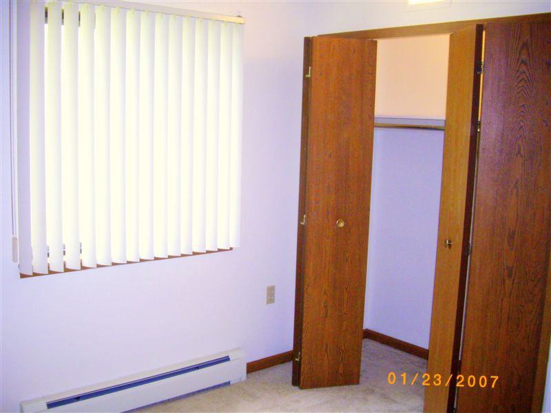 Pine Grove Apartments 679 S Westwood Ave, Kingsford, MI 49802 Zumper