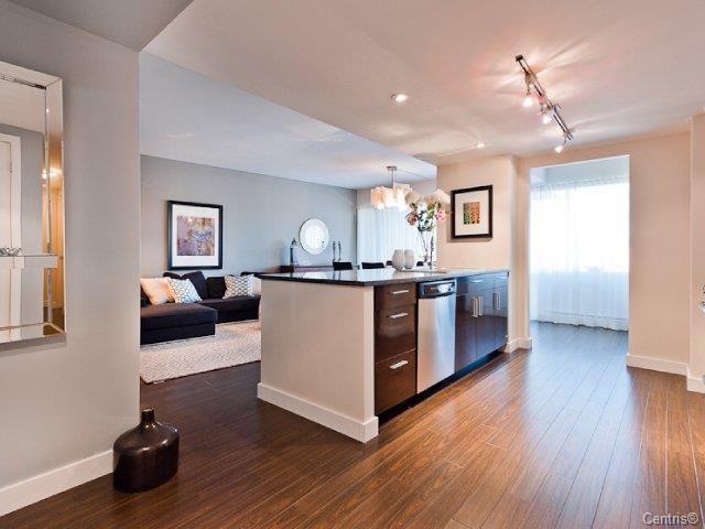 4850 Chemin de la CôteSaintLuc 90, Montréal, QC H3W 2 Bedroom Condo