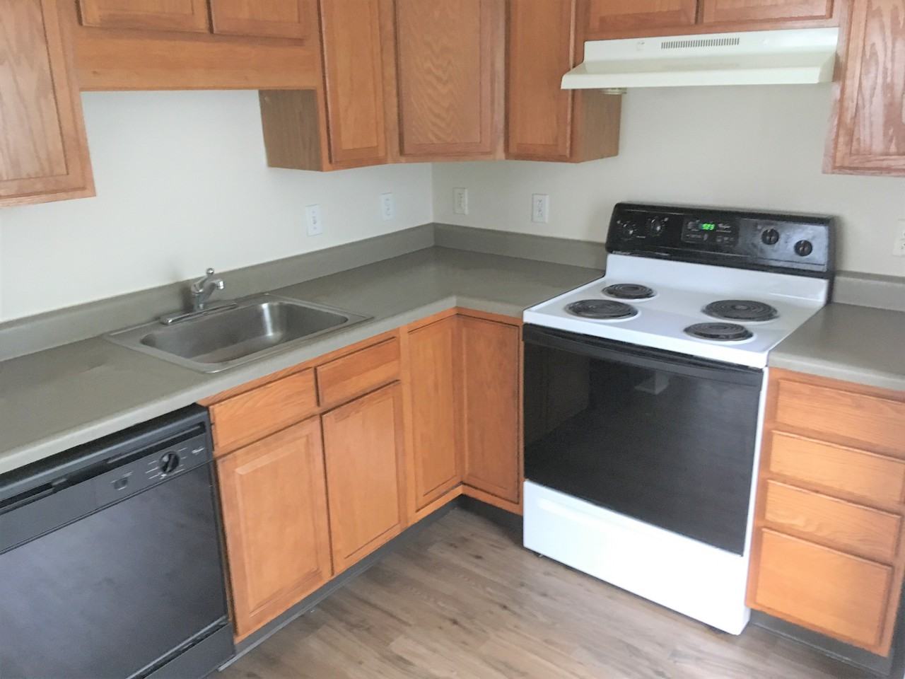 Forest Green Commons Apartments 120 Pillar Drive, CarnotMoon, PA