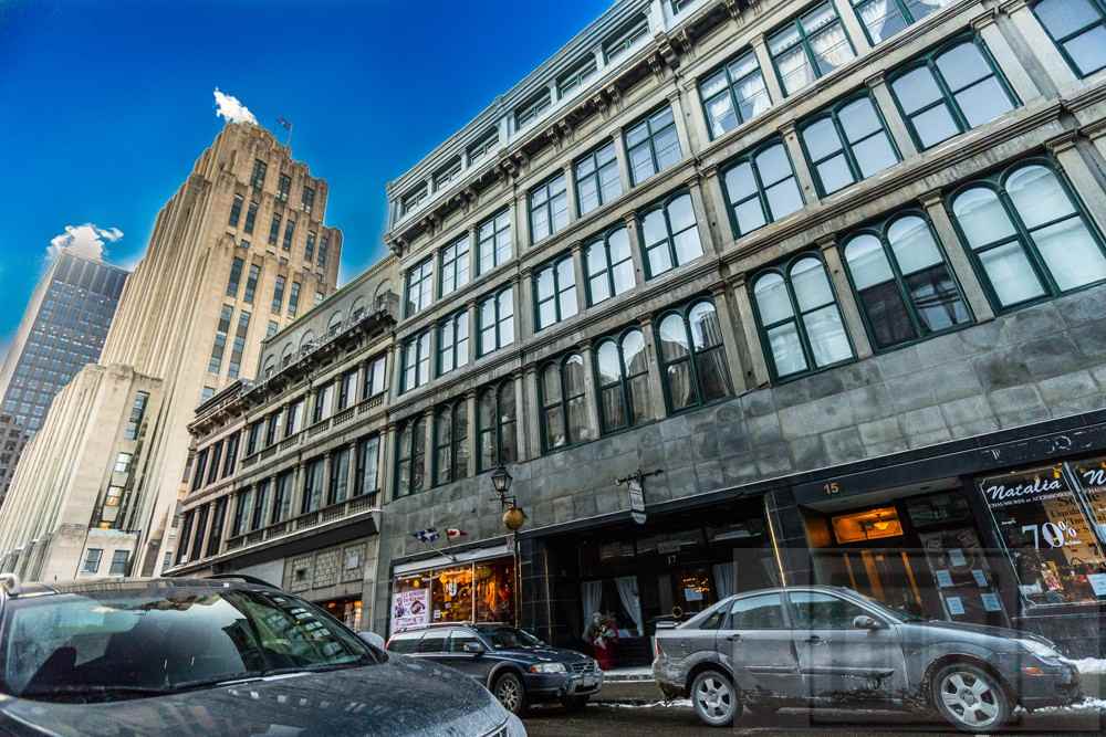 15 Rue NotreDame Ouest, Montréal, QC H2Y 1S5 Studio Apartment for