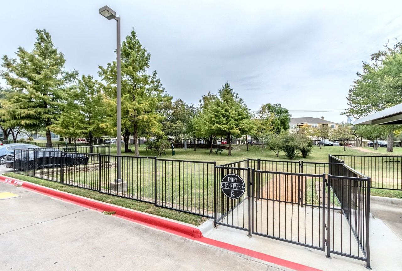 Urban House Apartments 1409 N Zang Blvd, Dallas, TX 75203 Zumper