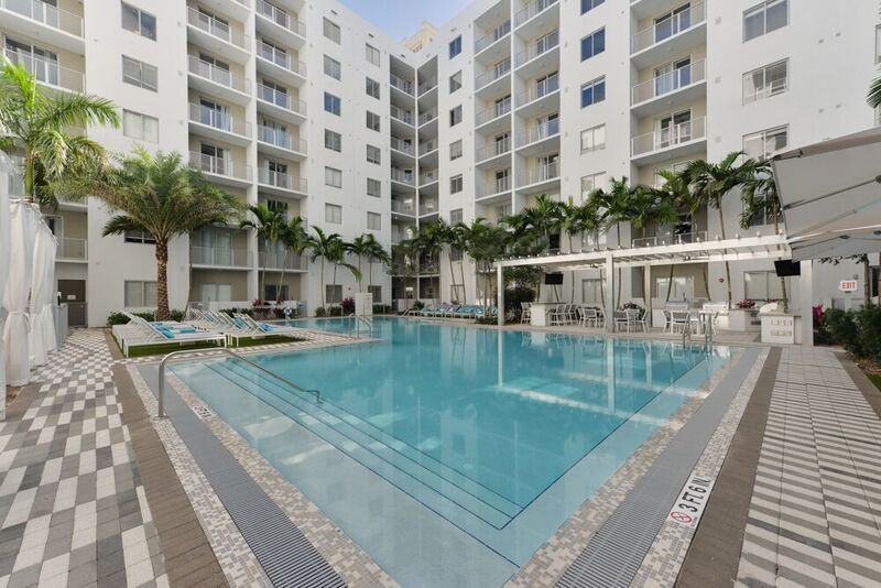 Pearl Dadeland Apartments 7440 N Kendall Dr, Miami, FL 33156 Zumper