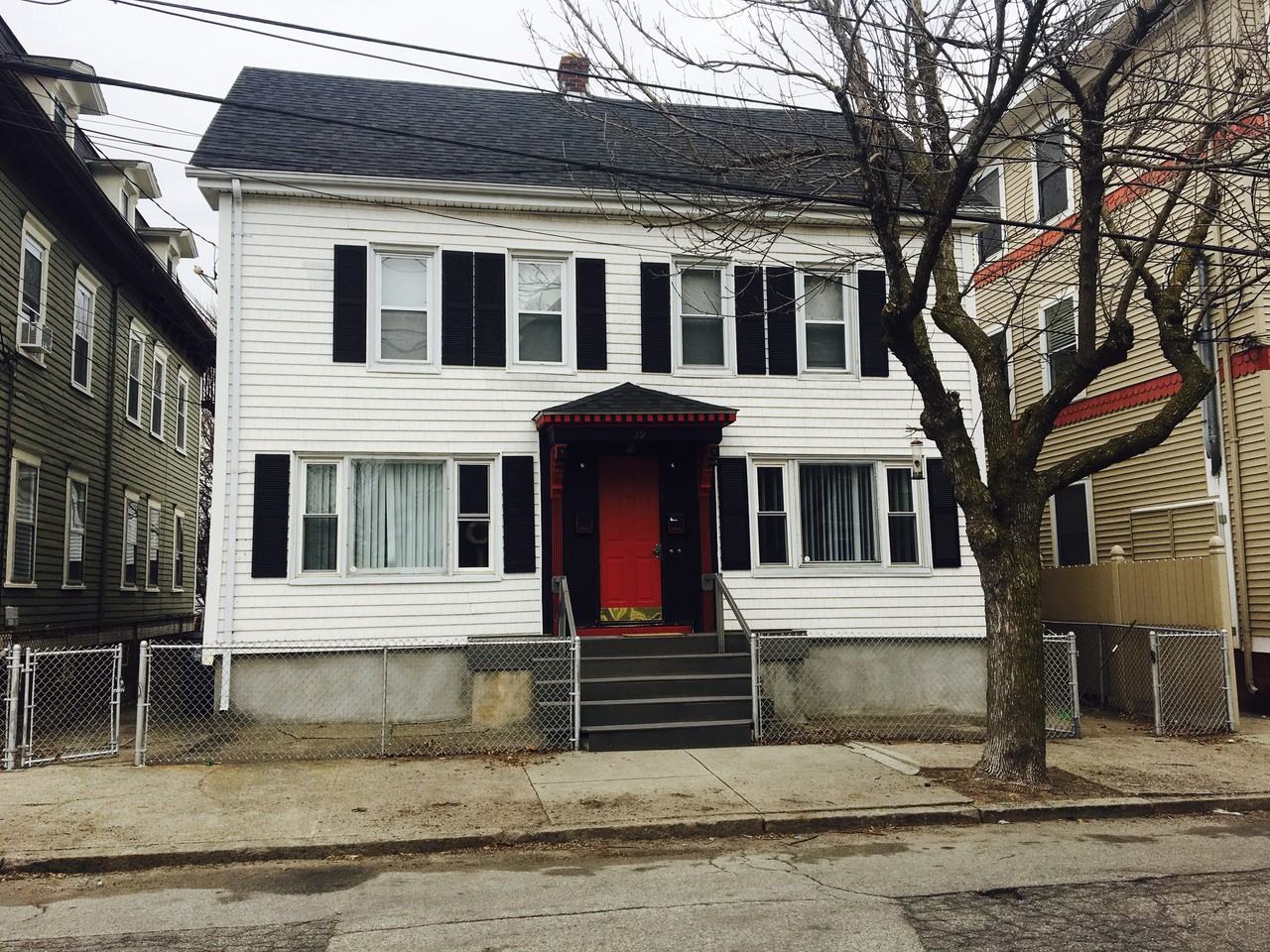 39 Kenyon Street 2, Providence, RI 02903 3 Bedroom Apartment for Rent for 1,500/month Zumper