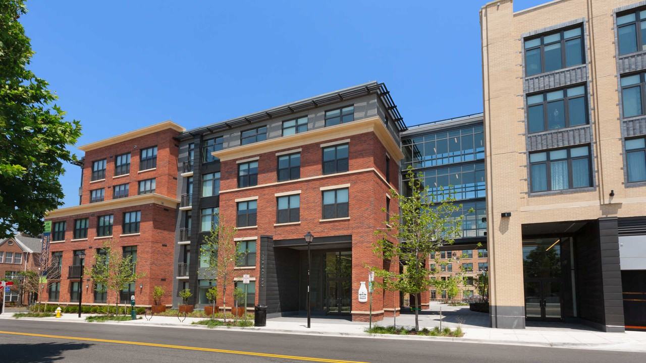 1111 Belle Pre Apartments in Braddock Road Metro, Alexandria, VA 22314