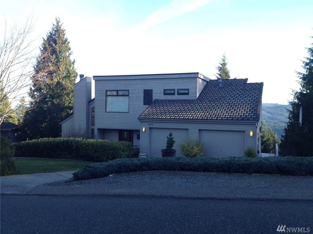 2372 Squak Mountain Loop SW, Issaquah, WA 98027 4 Bedroom Apartment