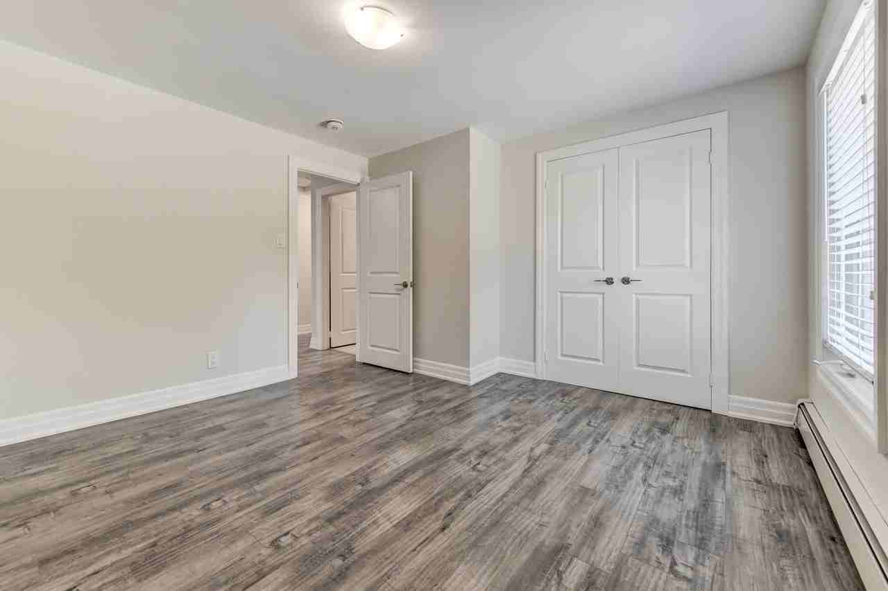 Dundas St E & Brock St S Apartments in Downtown Whitby, Whitby, ON L1N