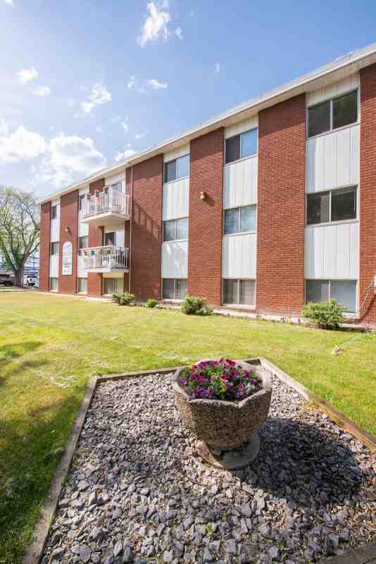 Glenmore Manor Apartments 10644 81 Ave NW, Edmonton, AB T6E 1X9 Zumper