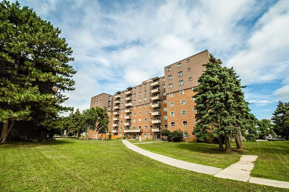 Grimsby Apartments 1 Slessor Blvd, Grimsby, ON L3M 3T2 Zumper