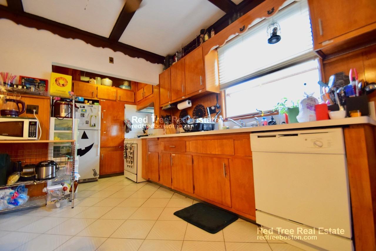 19 Bowen Avenue 2, Medford, MA 02155 2 Bedroom Apartment for Rent for 1,850/month Zumper