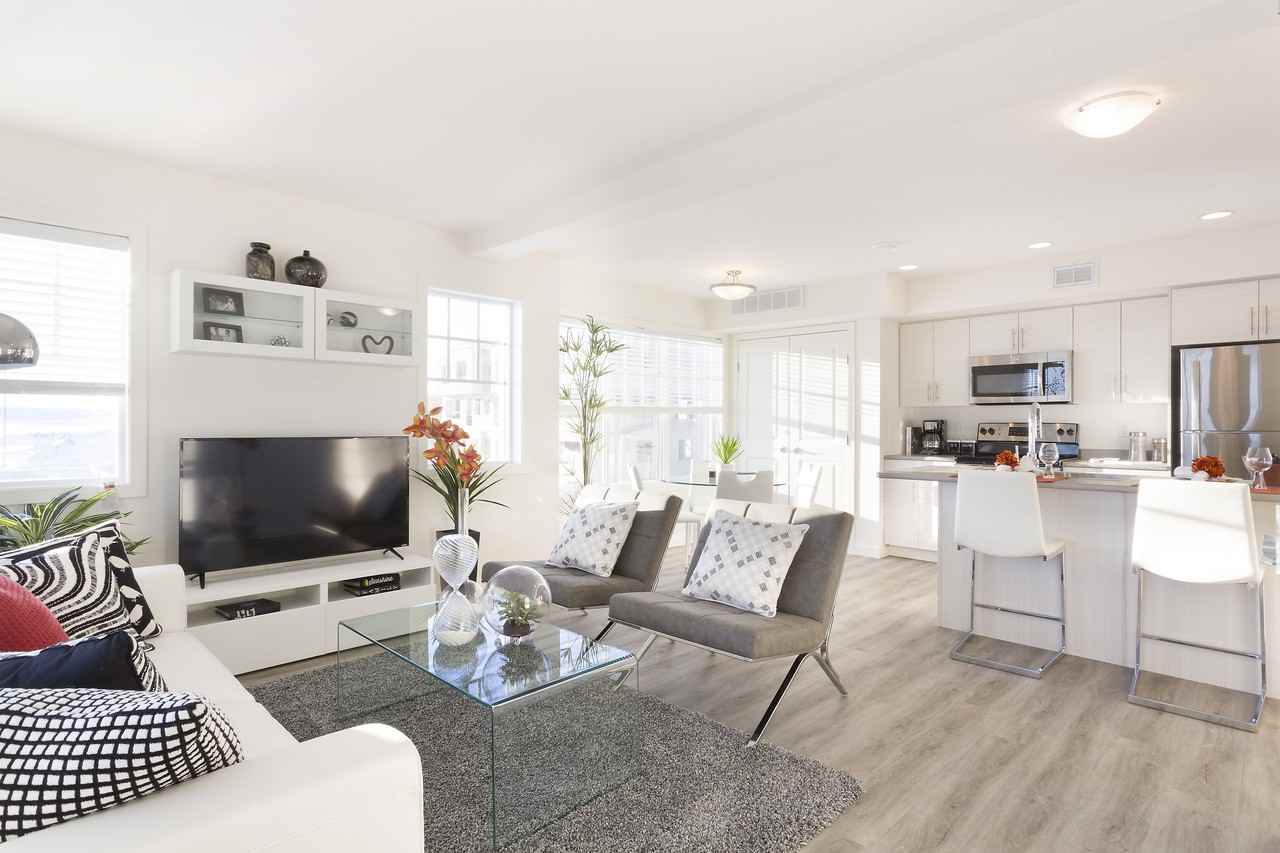 Brio Brownstones Apartments 140 Eaglewood Drive, Winnipeg, MB R3Y 1S4