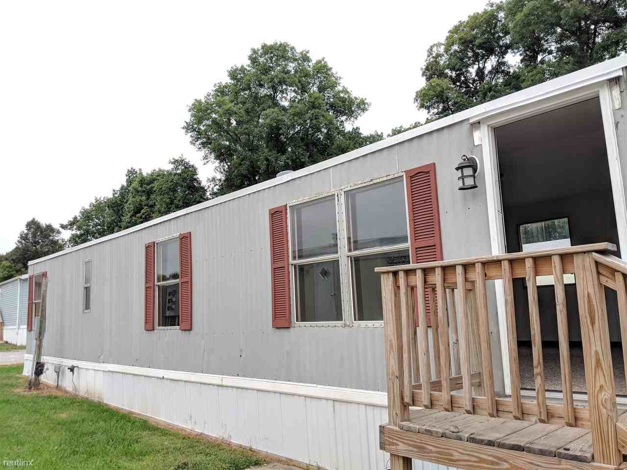 Park St & Lovette St Apartments in Wolcottville, IN 46795 Zumper