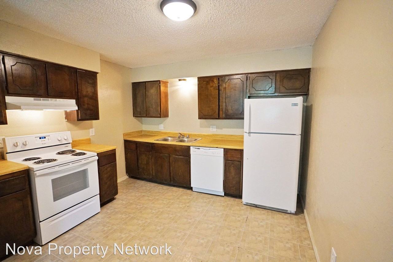 Cypress Point Apartments 1803 E. Remington Street 1803 Cypress Point