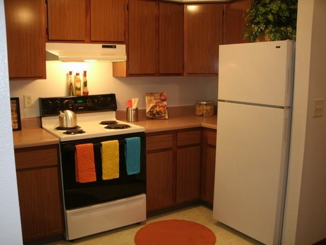 Summit Village Apartments 1020 8th Ave SE, Dyersville, IA 52040 Zumper