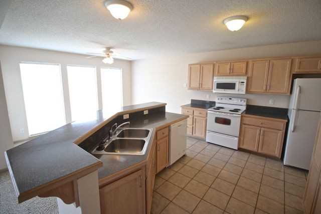 Falcon Falls Apartments 6943 North Bedford Avenue, Kansas City, MO