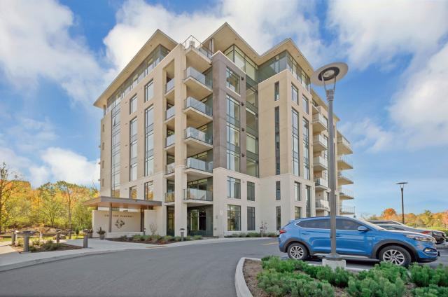 2 The Parkway Apartments 2 The Pkwy, Ottawa, ON K2K 2B6 Zumper