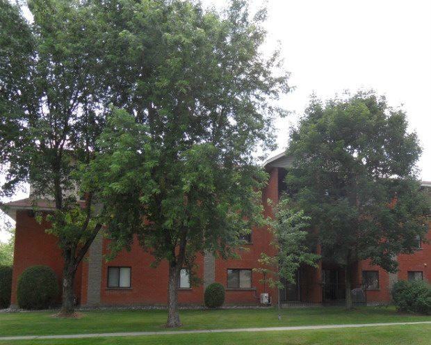 Westmount Villa 1 Apartments 420 Westmount Ave, Greater Sudbury, ON