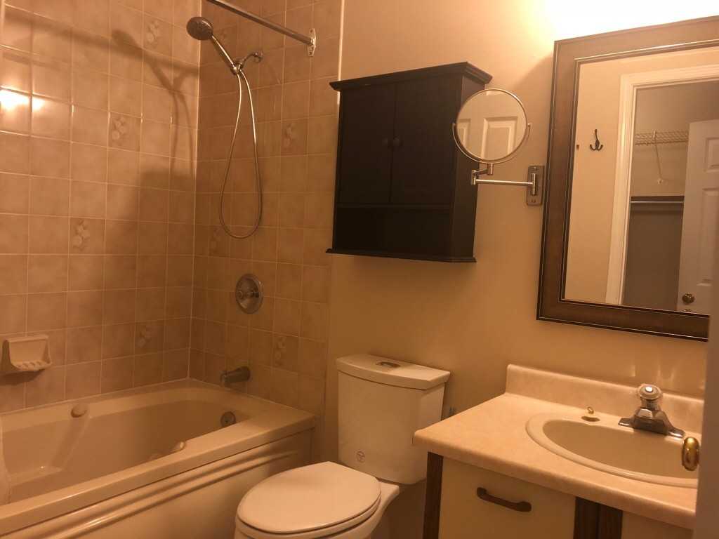 1207 Armour Rd, Peterborough, ON K9H 0E3 2 Bedroom Apartment for 1,800