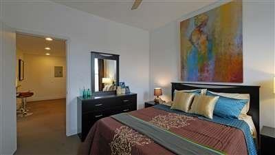 The Sutherland Apartments 5240 S Hyde Park Blvd, Chicago, IL 60615