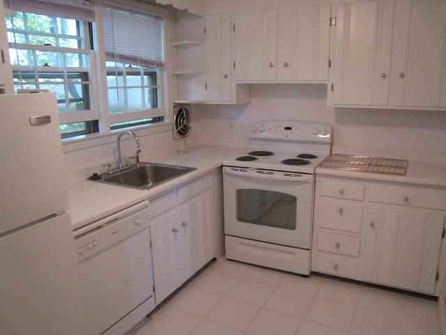 16 Sedgwick Road A, West Hartford, CT 06107 2 Bedroom Apartment for 1,550/month Zumper