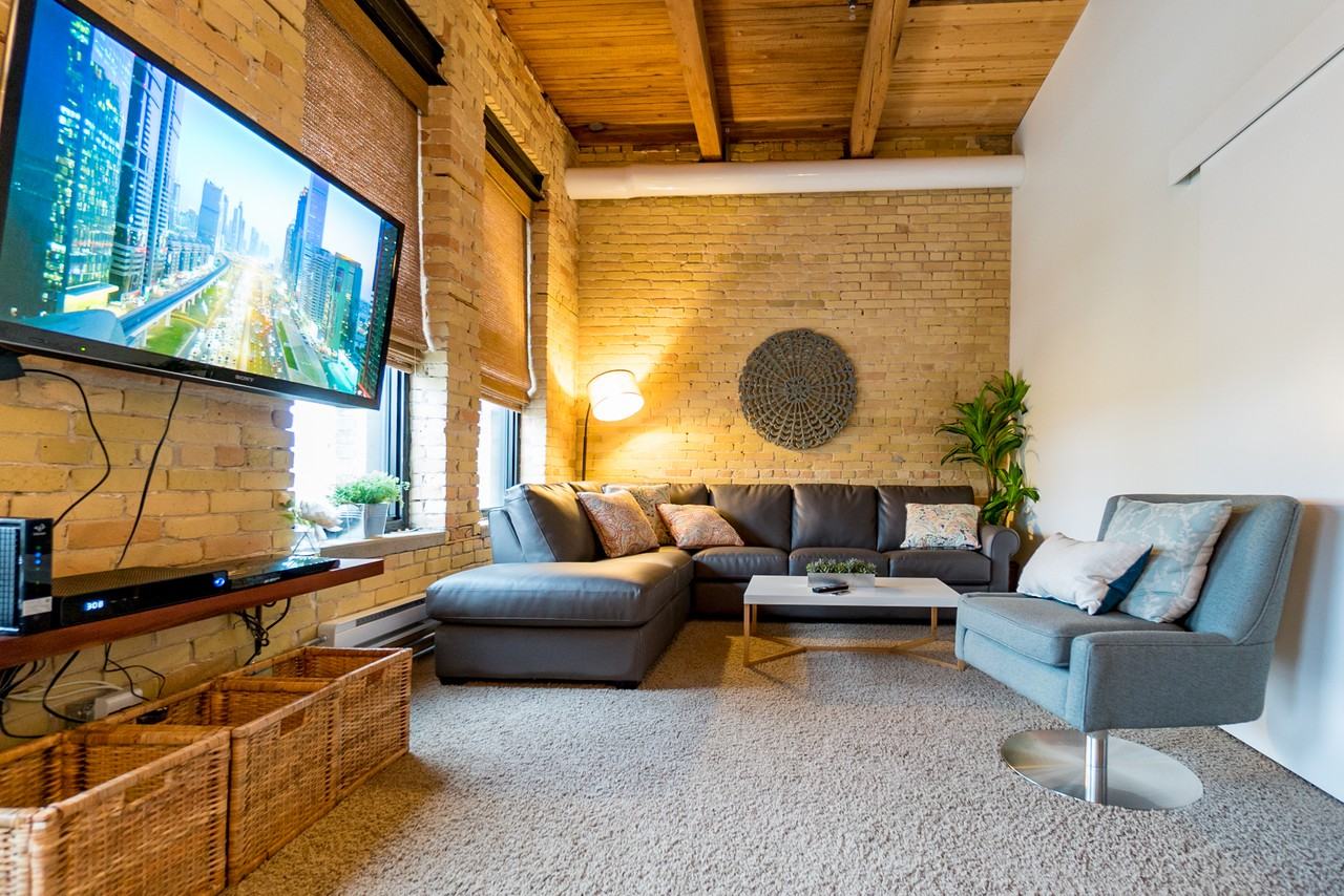 110 James Avenue 201, Winnipeg, MB R3B 0N7 1 Bedroom Condo for 2,600