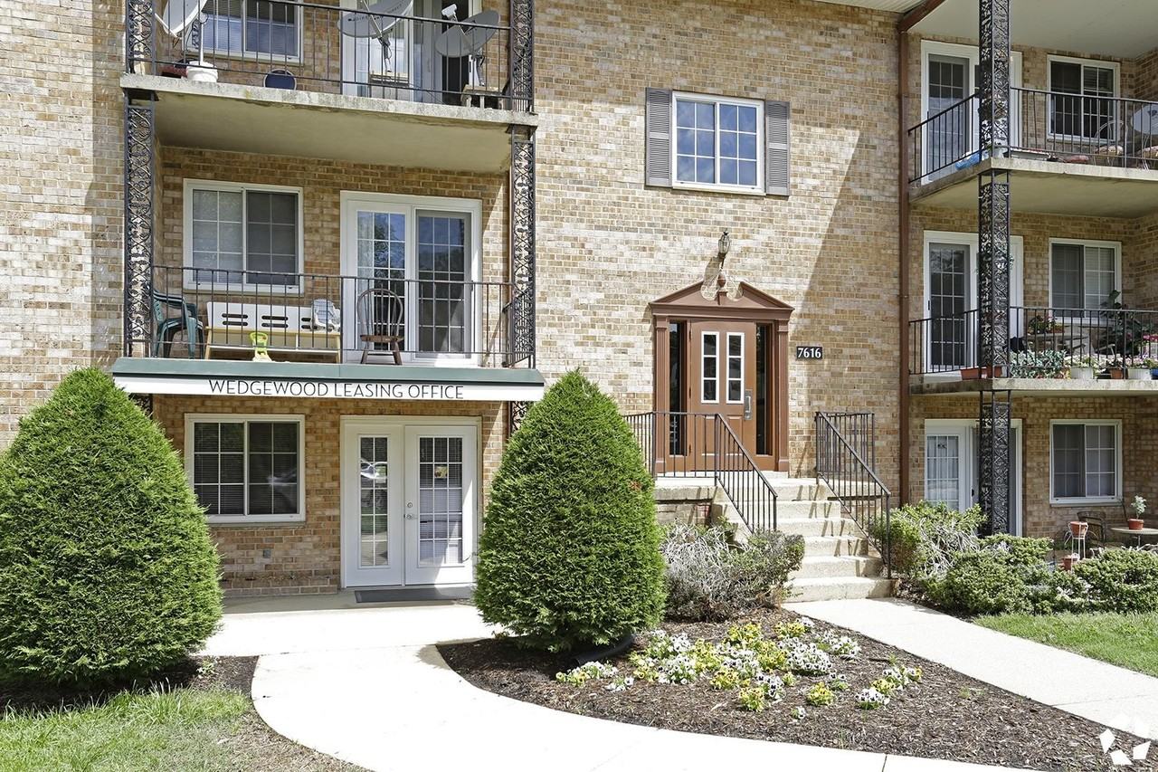 Wedgewood Apartments 7615 McWhorter Pl, Annandale, VA 22003 Zumper