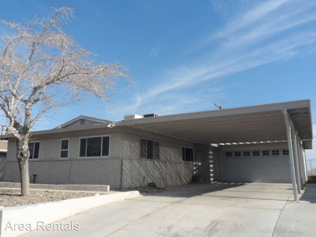 711 Patricia St, Barstow, CA 92311 4 Bedroom House for Rent for 1,095