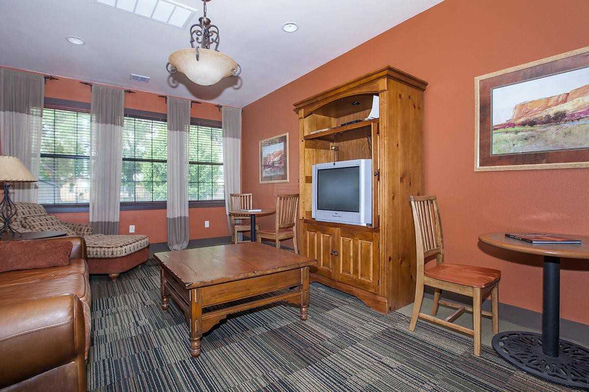 Spicewood Canyon Villas Apartments 1301 E. Alameda Street, Roswell