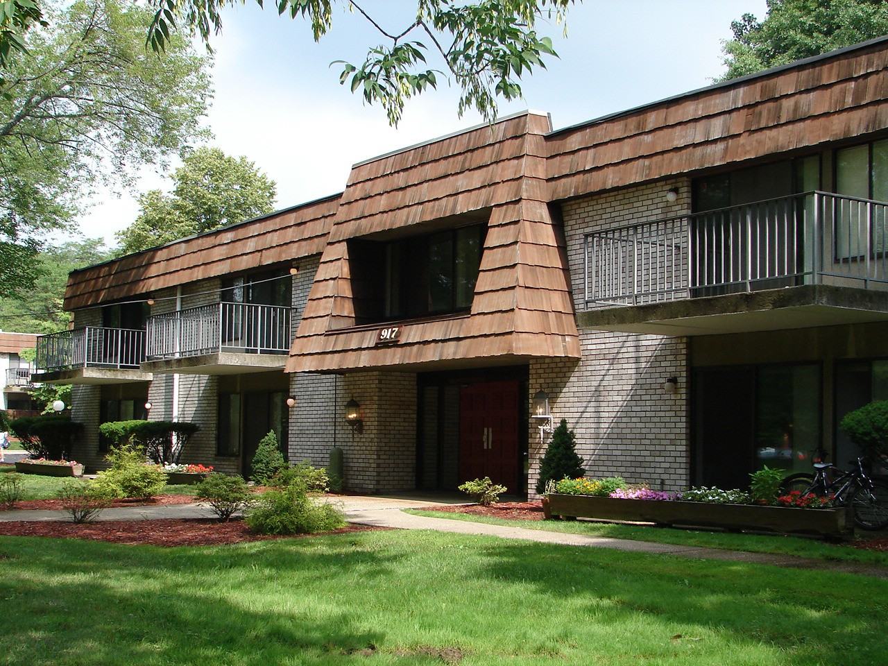 917 Mull Ave Apartments in Wallhaven, Akron, OH 44313 Zumper