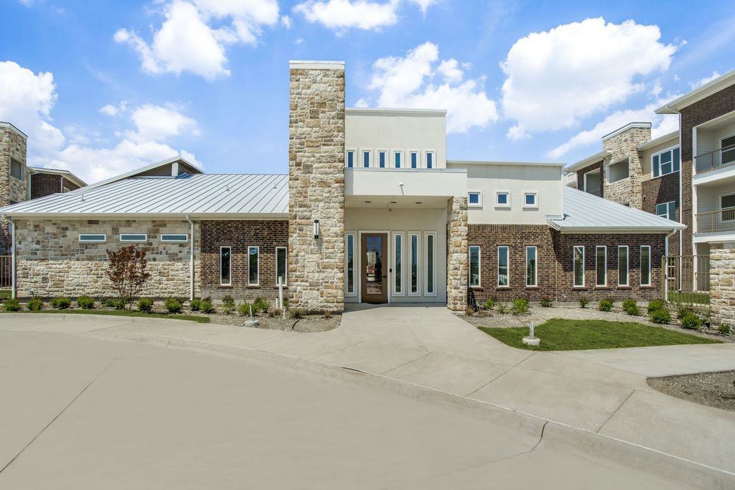 Palladium Glenn Heights Apartments 2400 S Hampton Rd, Glenn Heights