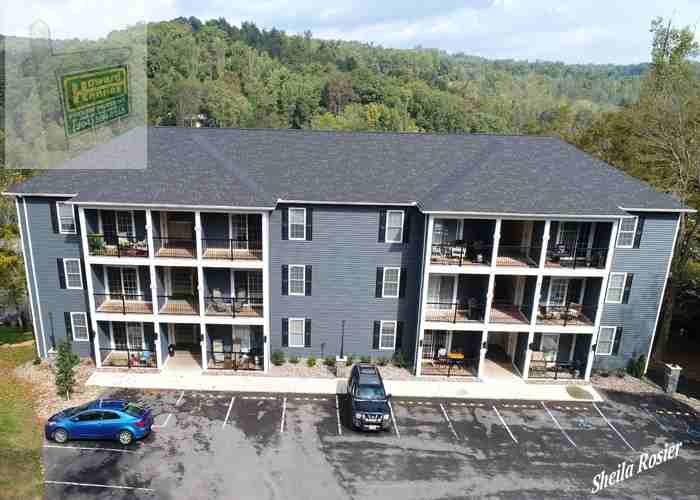 West Canyon Apartments 2100 West Canyon Drive, Cheat Lake, WV 26508