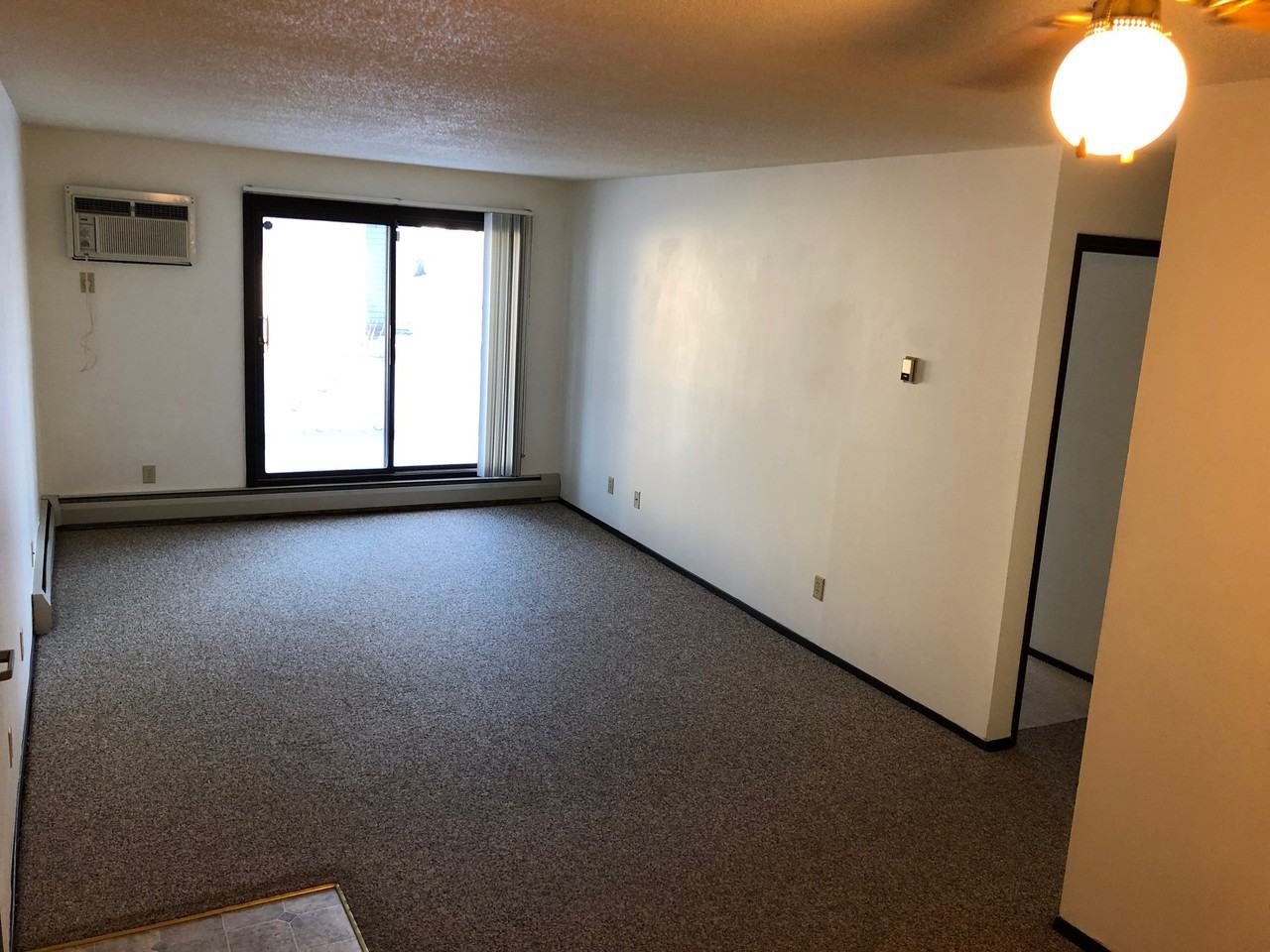 378 Lakeland Dr SE Apartments in Willmar, MN 56201 Zumper