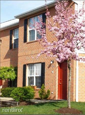 Cranberry Pointe Townhomes Apartments 501 Cranberry Pointe Ln