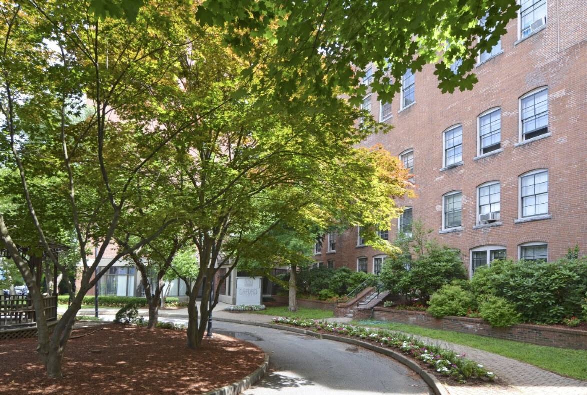 Oxford Court Apartments 1 Coolidge Pl, Clinton, MA 01510 Zumper