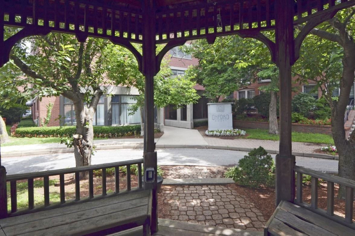 Oxford Court Apartments 1 Coolidge Pl, Clinton, MA 01510 Zumper